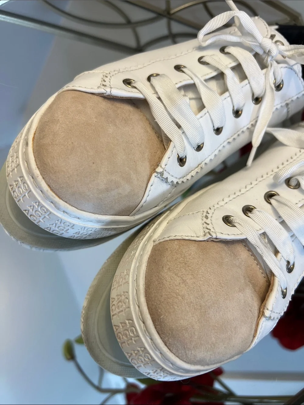AGL White Leather Sneakers with Black Heel and Beige Suede Toe Size 38 (US 8)